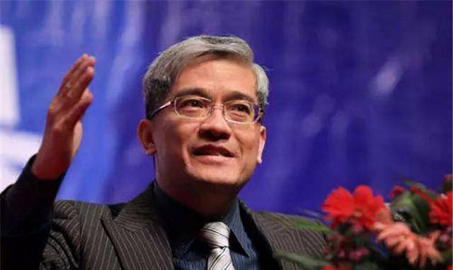 郎咸平最新不公開演講，揭示當(dāng)下經(jīng)濟(jì)挑戰(zhàn)與應(yīng)對策略